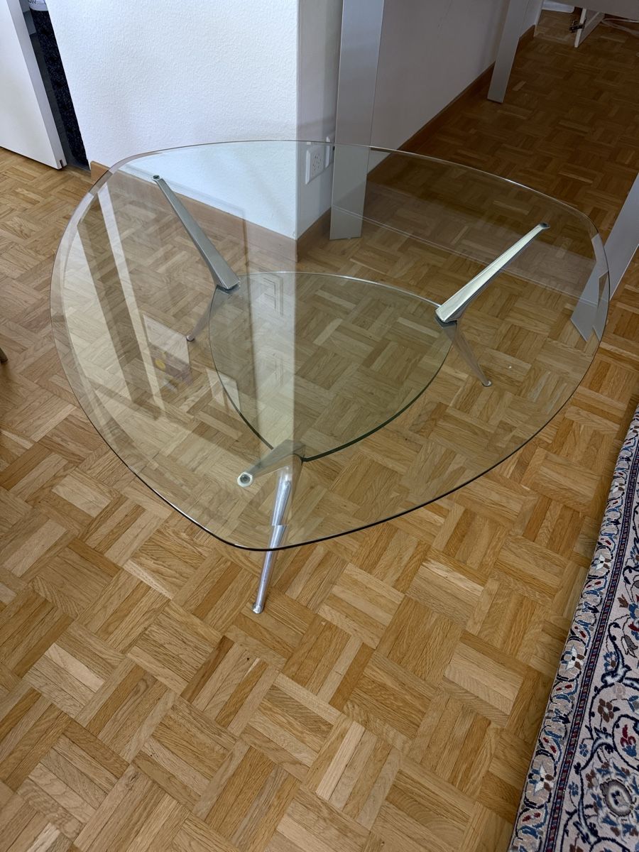 Tavoli: Couchtisch aus Glas mit Chromfüssen – Usato da Zollikerberg venduto da n737_P5 1