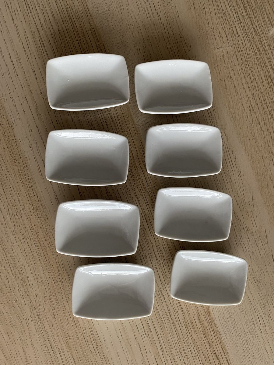 Piatti di portata: 8 mini récipients en céramique 7.5cm/5cm  – Nuovo (secondo la descrizione) da Corcelles près payerne venduto da jas76