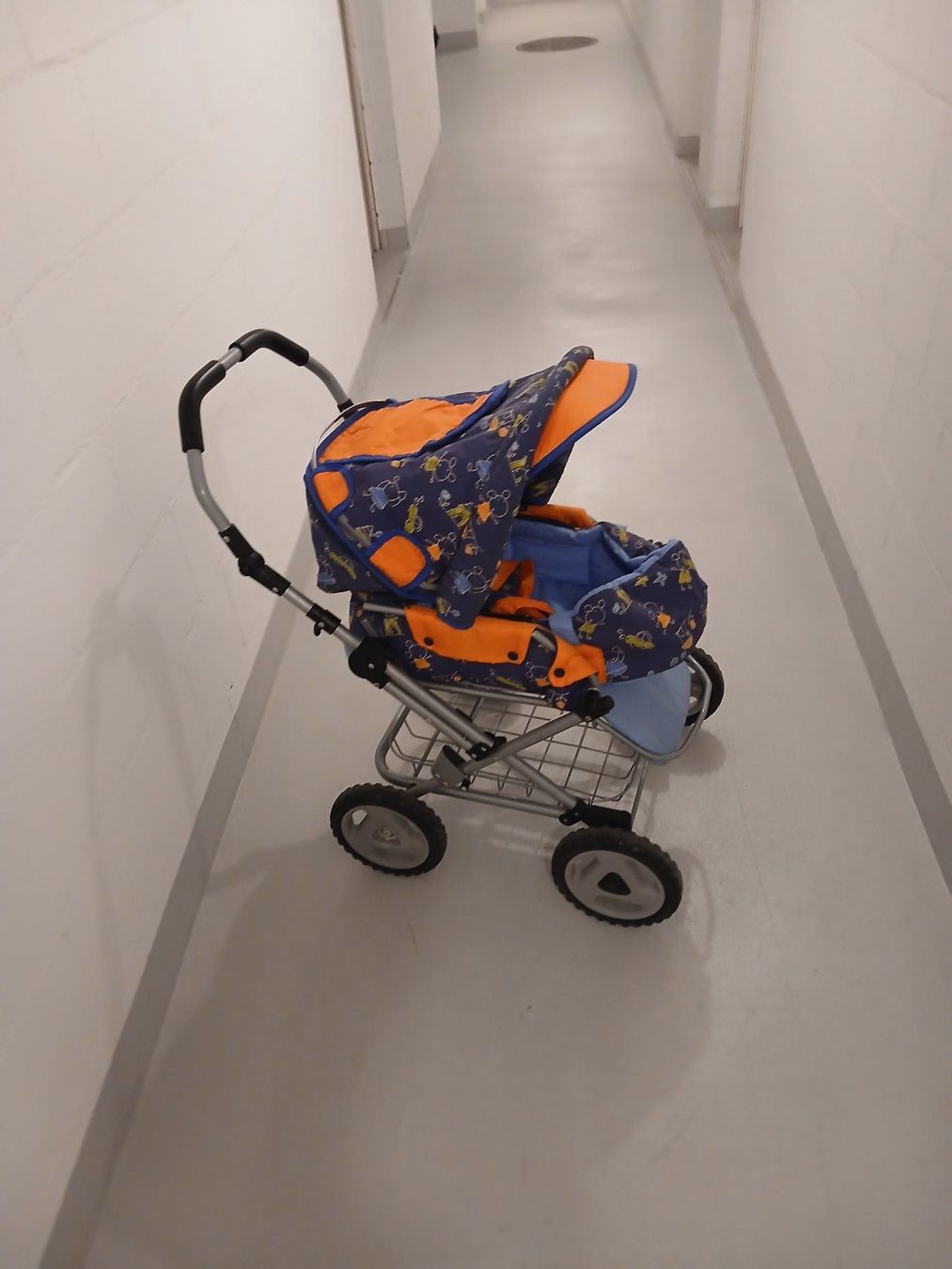 Carrozzine per bambole: Kinderwagen Für Puppen – Usato da Heimberg venduto da kayo508 2