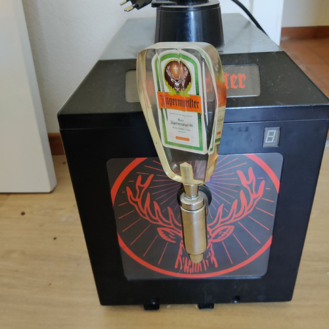 Spirituosen: Jägermeister Tap Machine – Gebraucht aus Olten von Krisztianv02