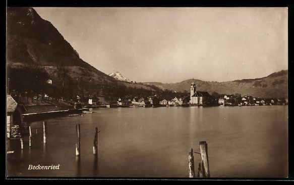 Cartoline postali: Beckenried, Blick über den See zum Ort – Usato da Berlin venduto da bartko-reher