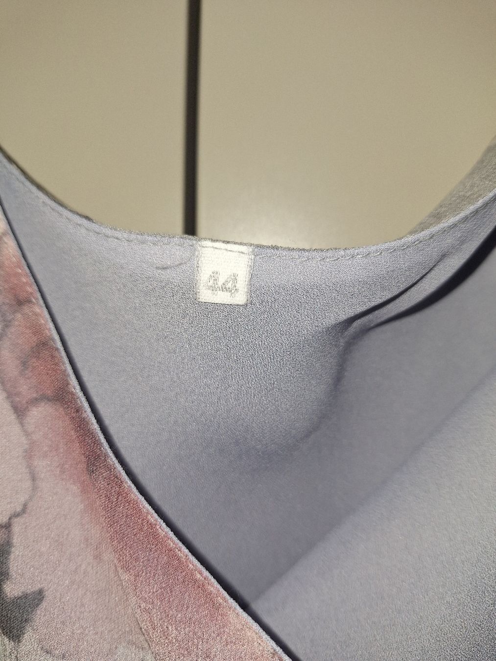 Vestiti: Kleid Seide Wasserfall Ausschnitt – Usato da Oberlunkhofen venduto da dreihaselnuesse 1