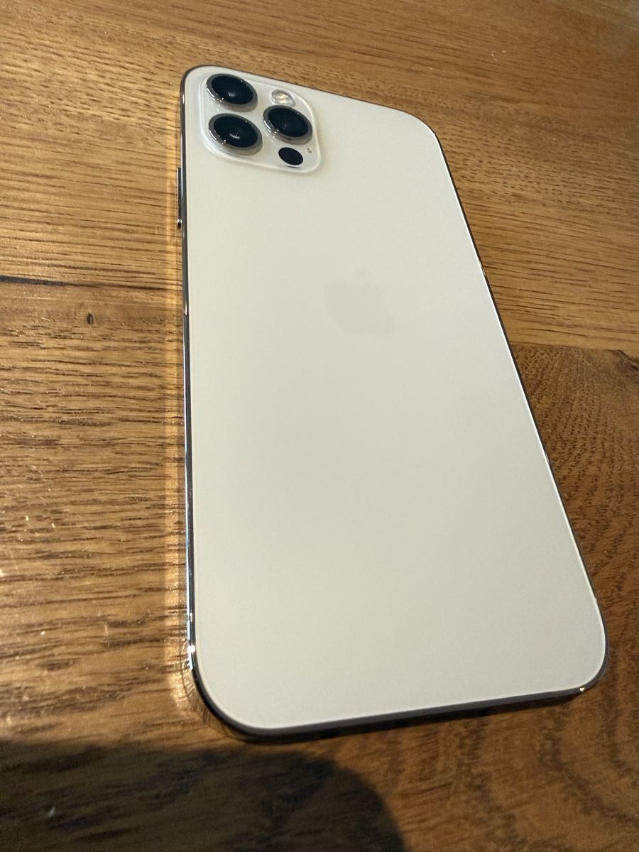Apple Telefoni cellulari / Smartphones: iPhone 12 Pro 128GB ab 1 CHF – Usato da Pratteln venduto da Helveticar 1