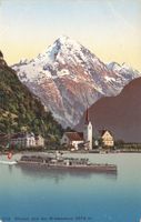 Flüelen (UR) – Ortsansicht mit dem Bristenstock Dampfschiff