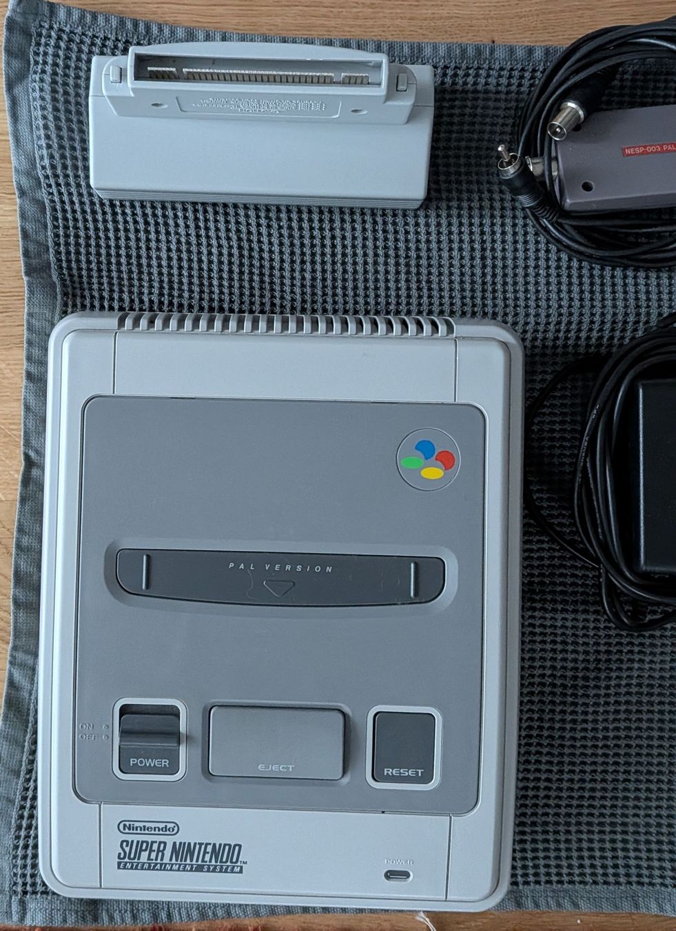 Nintendo Console: Nintendo Super NES Konsole – Usato da Kriens venduto da sta_fk77 3