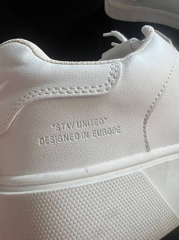 Herrenschuhe: Schuhe weiss Leder Gr 41 – Gebraucht aus Regensdorf von Kunst02 2