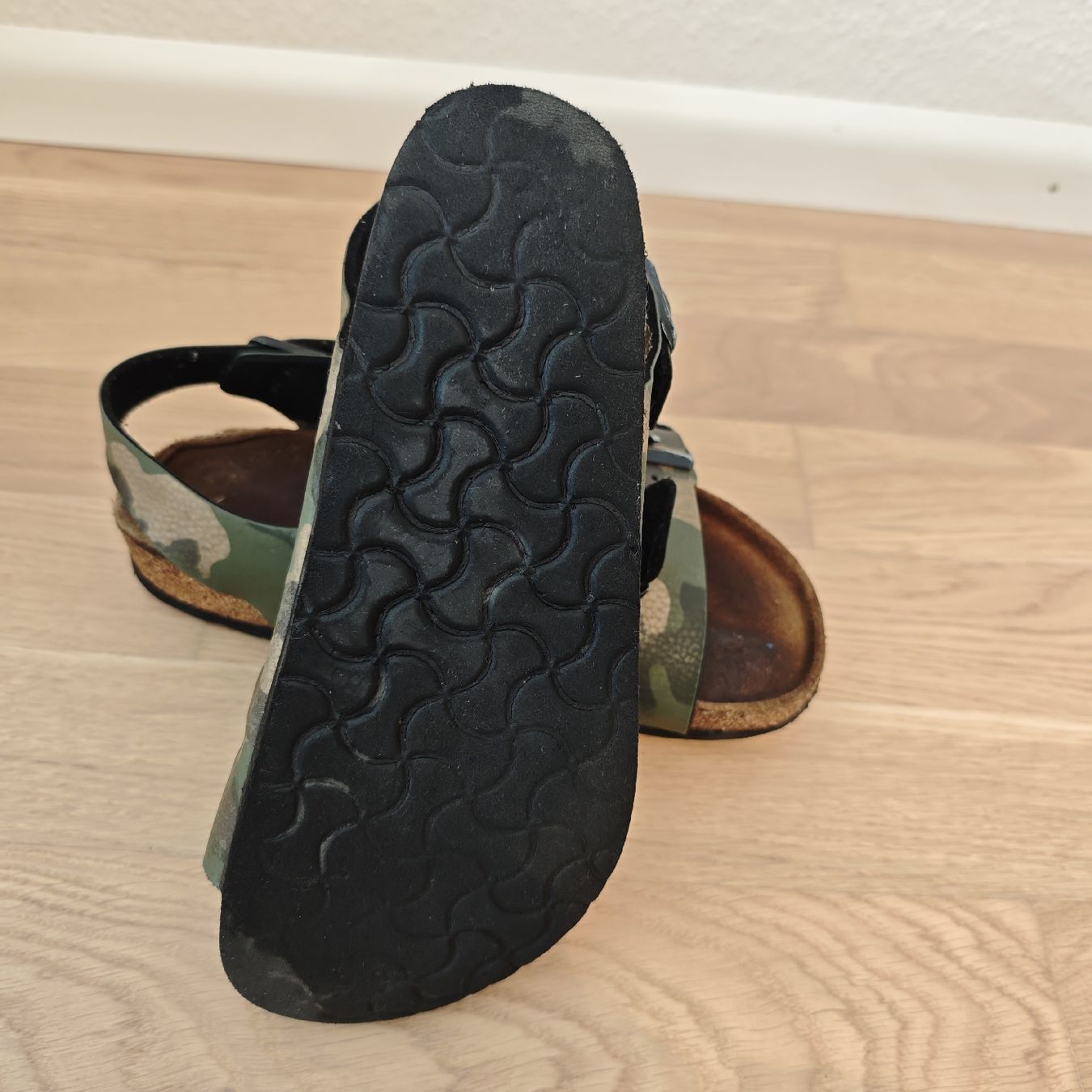 Birkenstock Schuhe für Jungen: Birkenstock 38 used  – Gebraucht aus Rothenfluh von Carly_Q 3