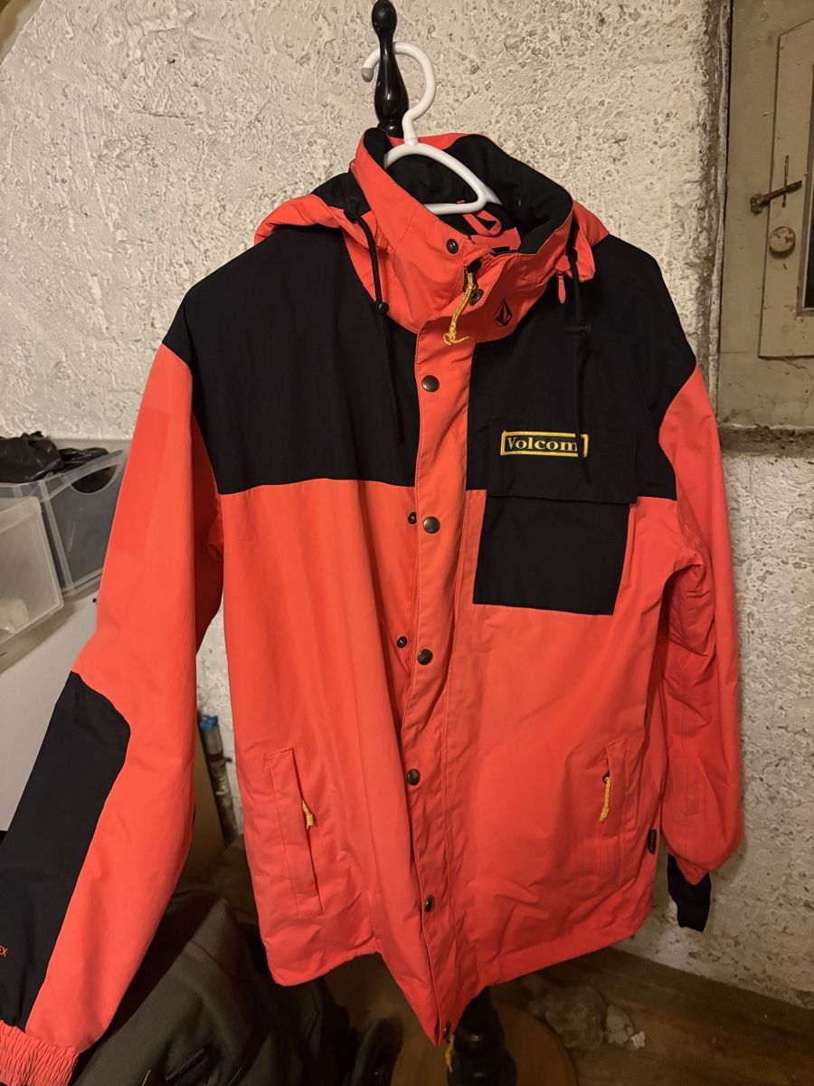 Volcom Giacche: Volcom Skijacke – Usato da Rüschlikon venduto da eli_2v9w