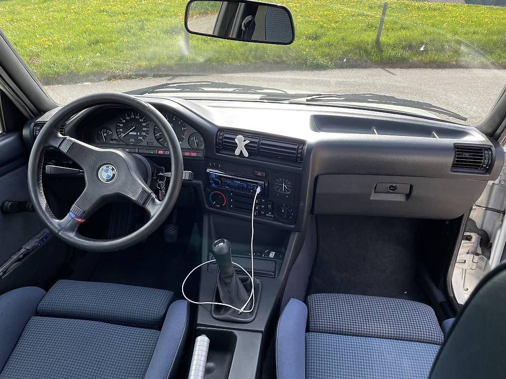 Automobili: BMW 320 – Usato da Oberbüren venduto da Hilux12 3
