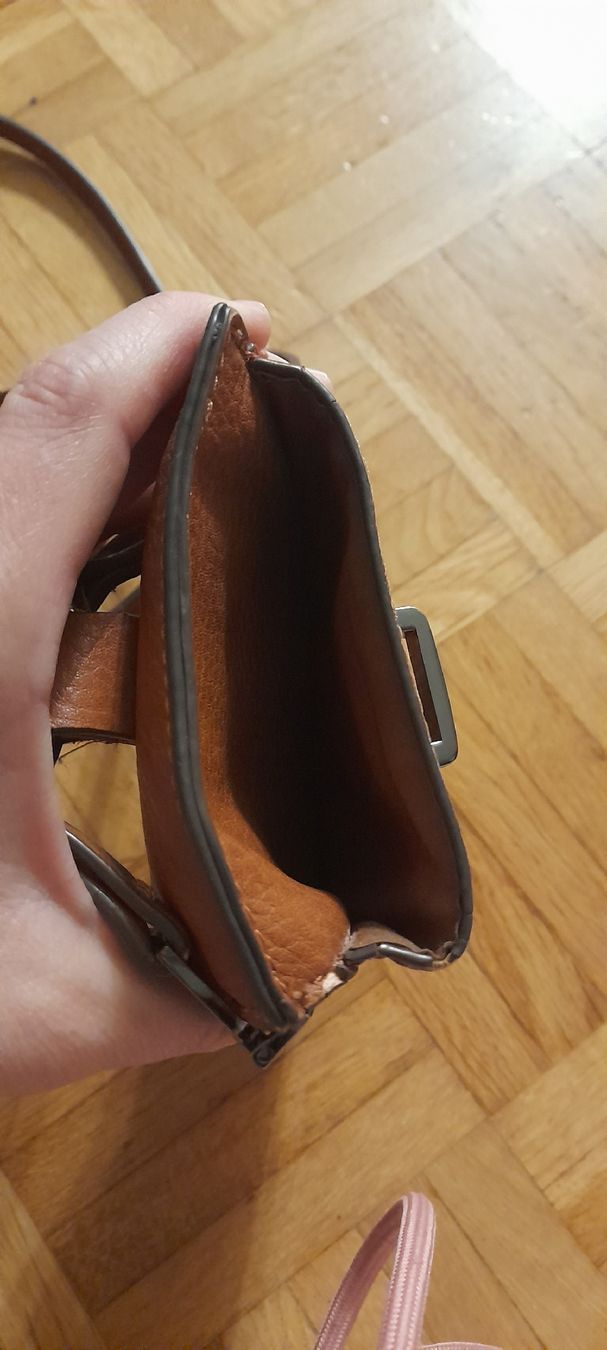 Esprit Sacs: praktische Handytasche mit 3 Fächern – D'occasion à Ebikon par dietiker-s 5