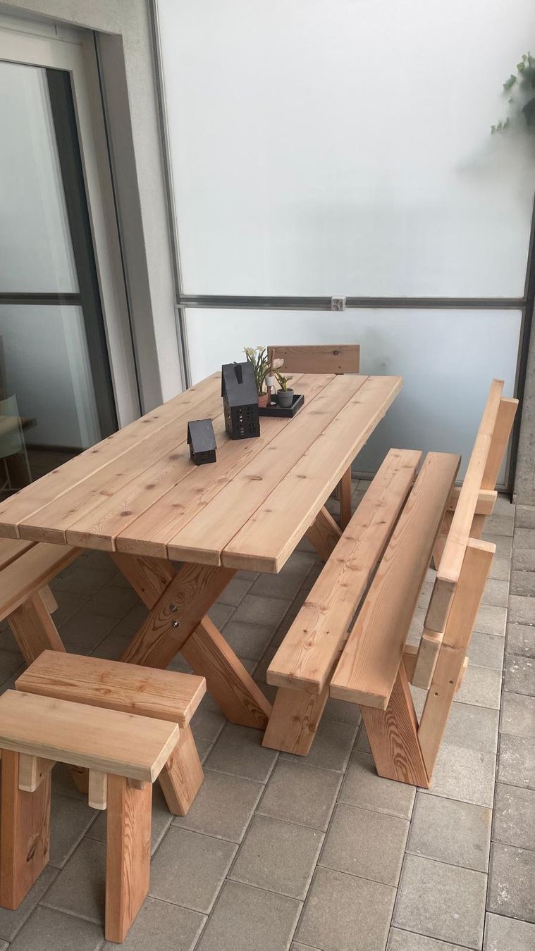 Set di tavolo e panche: Gartentisch – Usato da Chur venduto da ivon68 5
