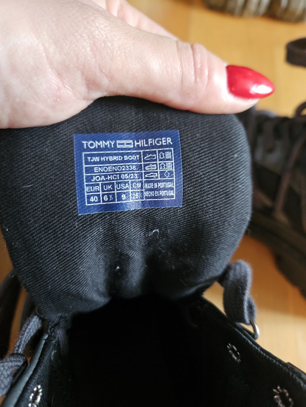 Tommy Hilfiger Scarpe da donna: Tommy Hilfiger Stifelette/Gr 40 – Usato da Baar venduto da BlackCat_13 7