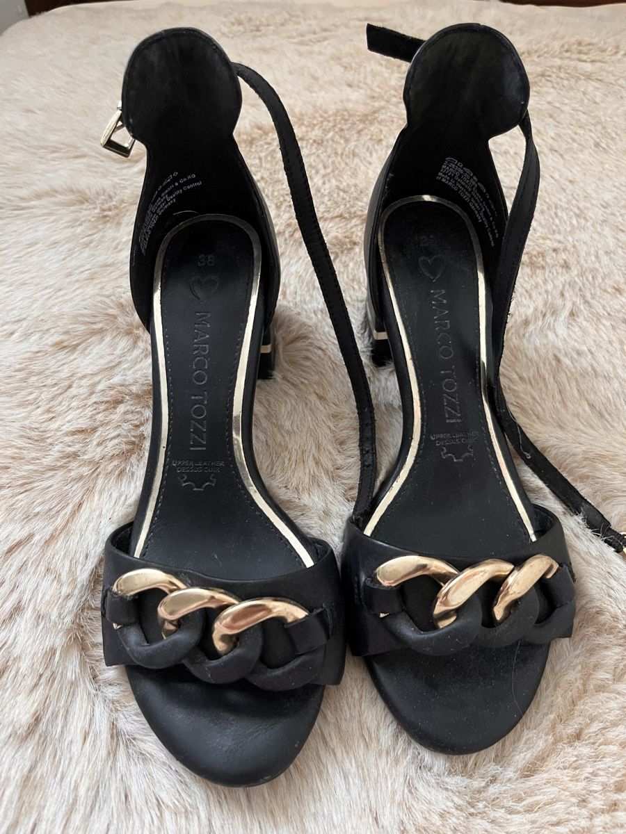 Chaussures femmes: Damen Schuhe top – D'occasion à St. Margrethen SG par Lillicasso 1