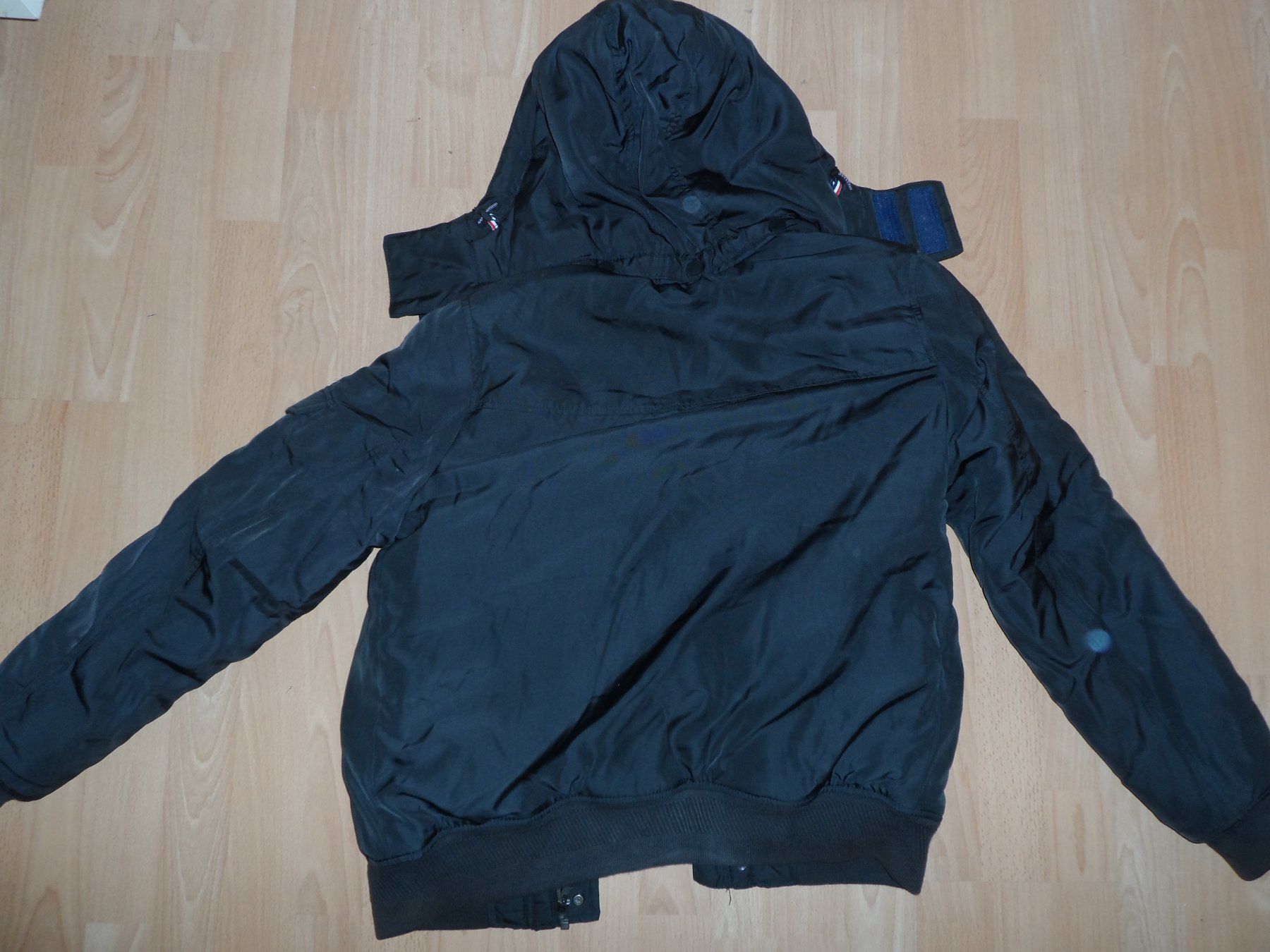 Tommy Hilfiger Giacche: ***** TOMMY HILFIGER  Jacke GR S ***** – Usato da Therwil venduto da Hcd1919 2