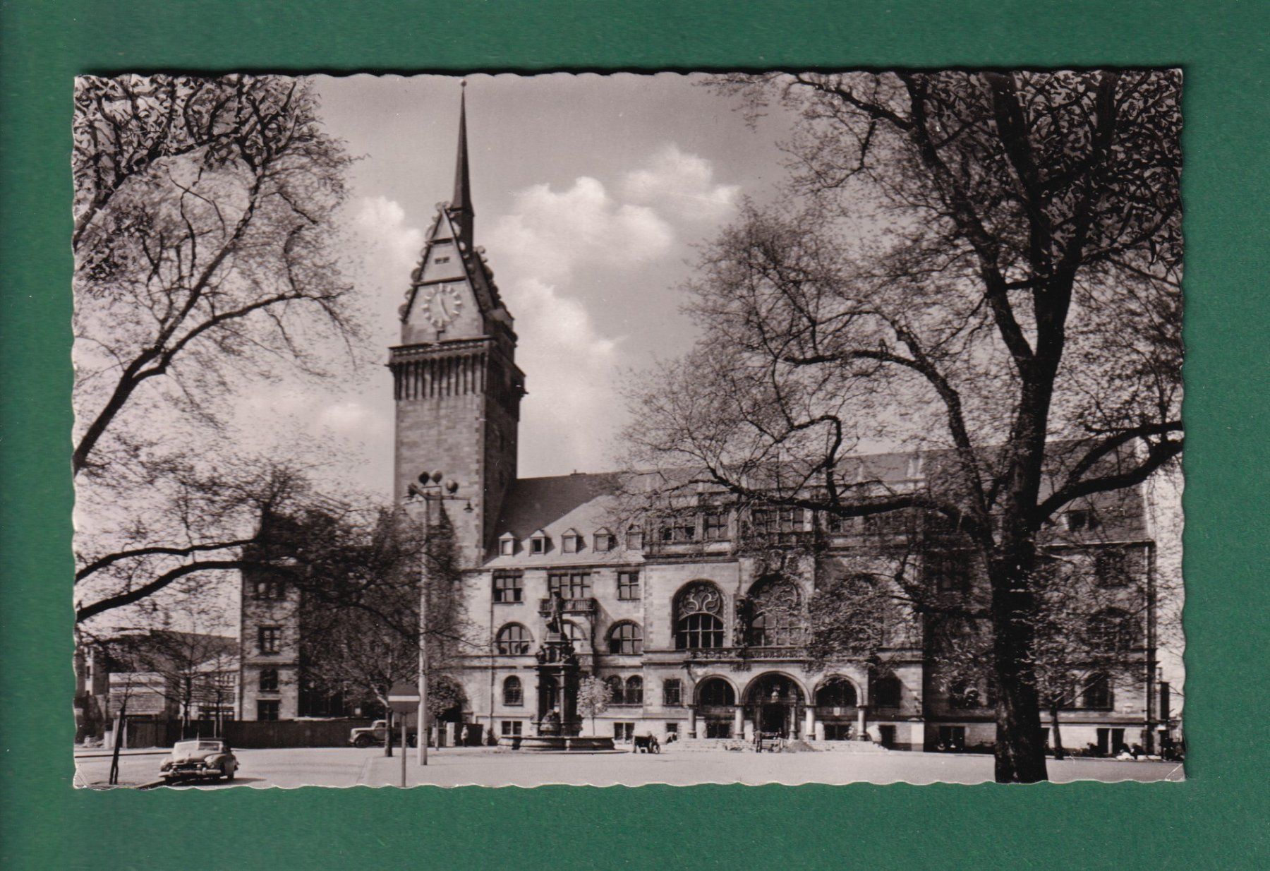 Cartoline postali: DUISBURG - Rathaus - 1954 – Usato da Pully venduto da nicecards-shop