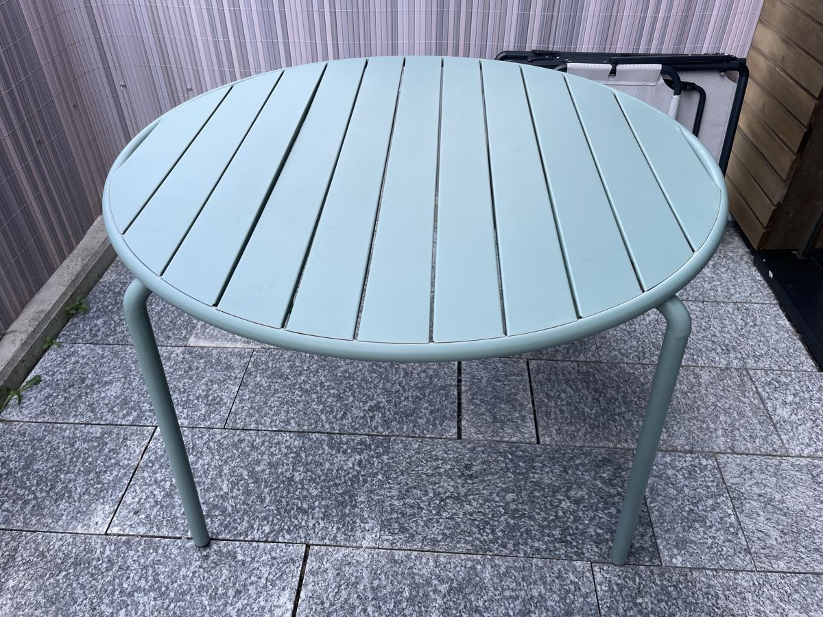 Tavoli: Gartentisch – Usato da Niederhünigen venduto da celae01 1