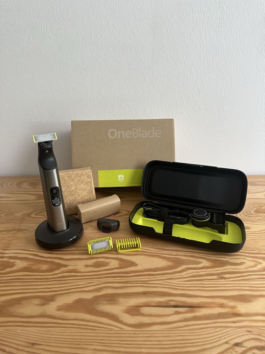 Philips Rasoi & Lamette da barba: Philips One Blade (Neu + OVP) – Nuovo (secondo la descrizione) da Koblenz venduto da Joshua_M