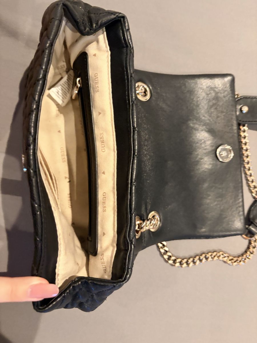 Guess Sacs femmes: Borsa Guess  – D'occasion à Bellinzona par Nasty. 2