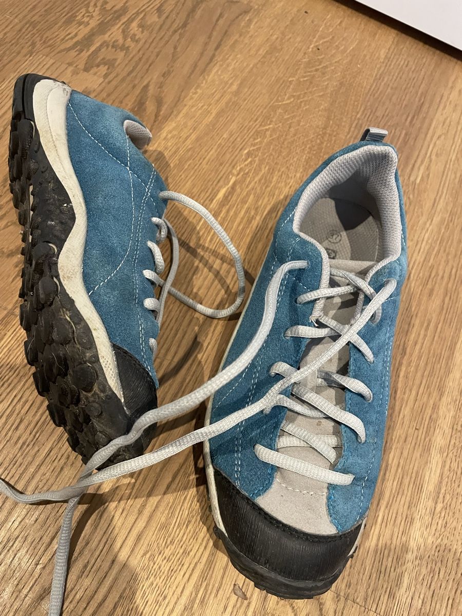 Trevolution Scarpe da uomo: Trevolution Wanderschuhe Gr. 37 – Usato da Küssnacht am Rigi venduto da clearancesale 2
