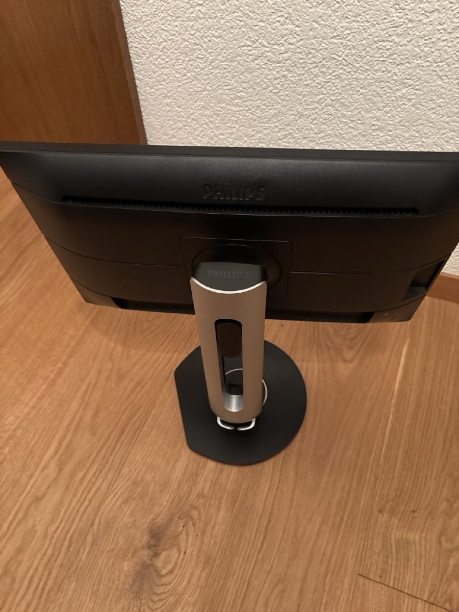 Philips Monitor: Verkaufe Bildschirm im top Zustand – Usato da Seltisberg venduto da Guardrail