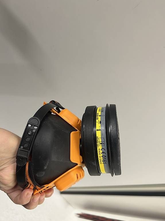 Maschere: Gasmaske – Nuovo (secondo la descrizione) da Zürich venduto da Caffeinecat