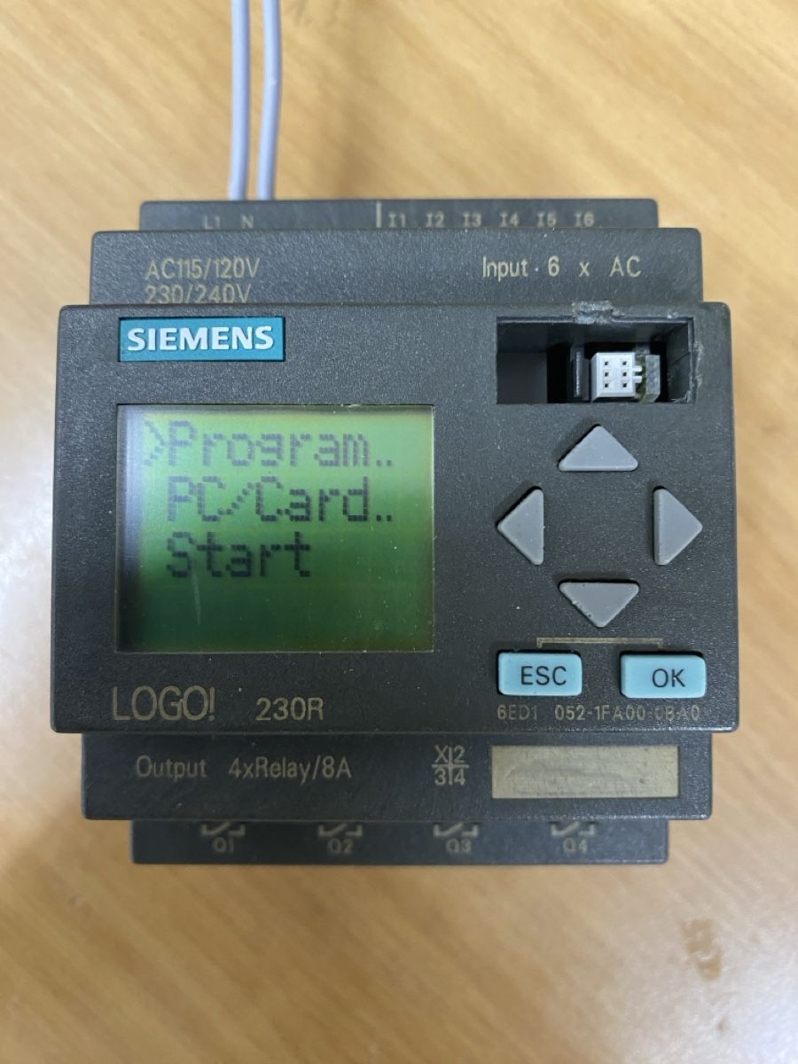 Siemens Composants électroniques: Siemens LOGO 230 V SPS – D'occasion à Abtwil SG par SamB02 1