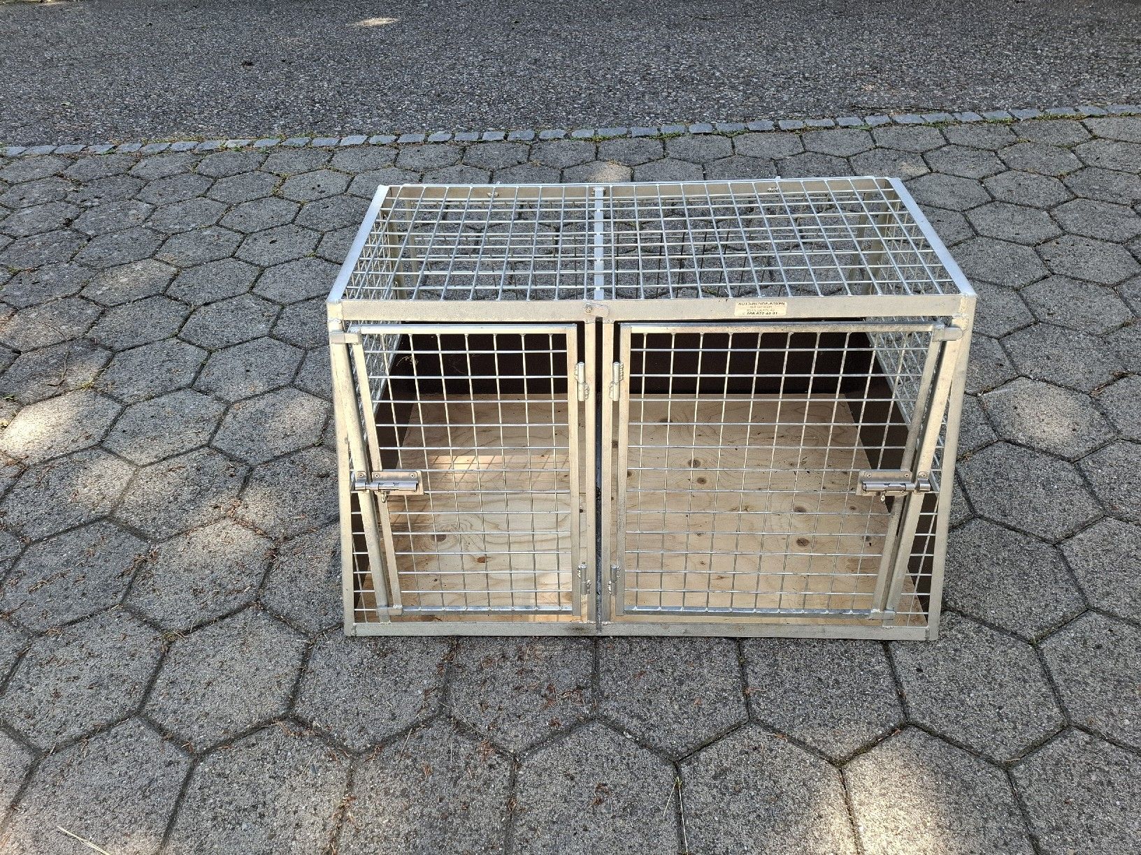Gabbie, trasporto & Sicurezza: Hundebox  – Nuovo (secondo la descrizione) da Erlinsbach SO venduto da Vdundee 2