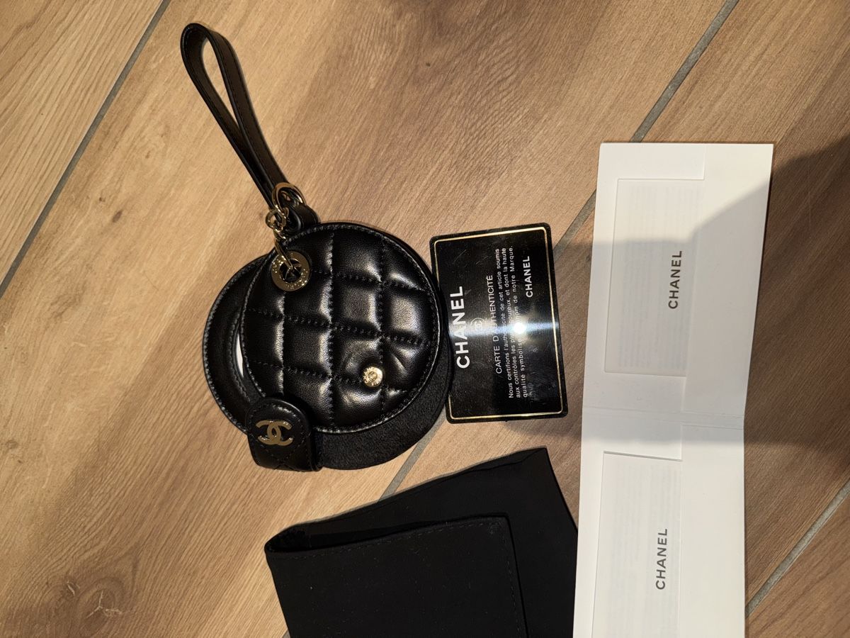 Chanel Borse: CHANEL Name Tag Key Ring Black – Nuovo (secondo la descrizione) da Zürich venduto da iva_c9dw 7