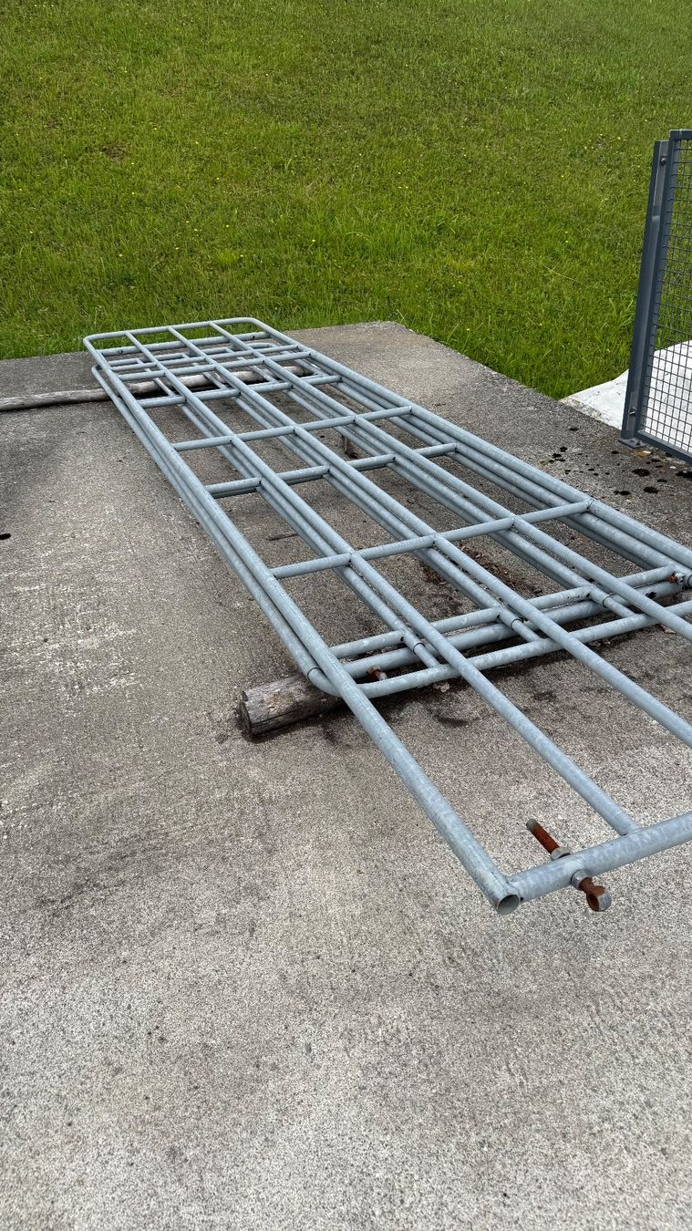 Recinzioni: Weide Gatter - Panels. Unterteillungen. – Usato da Schwyz venduto da turbo_chlaus 1
