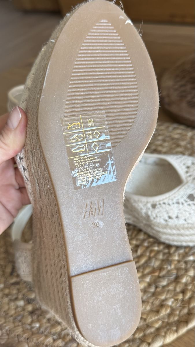 Scarpe da donna: New !!! HM sandals – Usato da Cham venduto da Ezhdoll 3