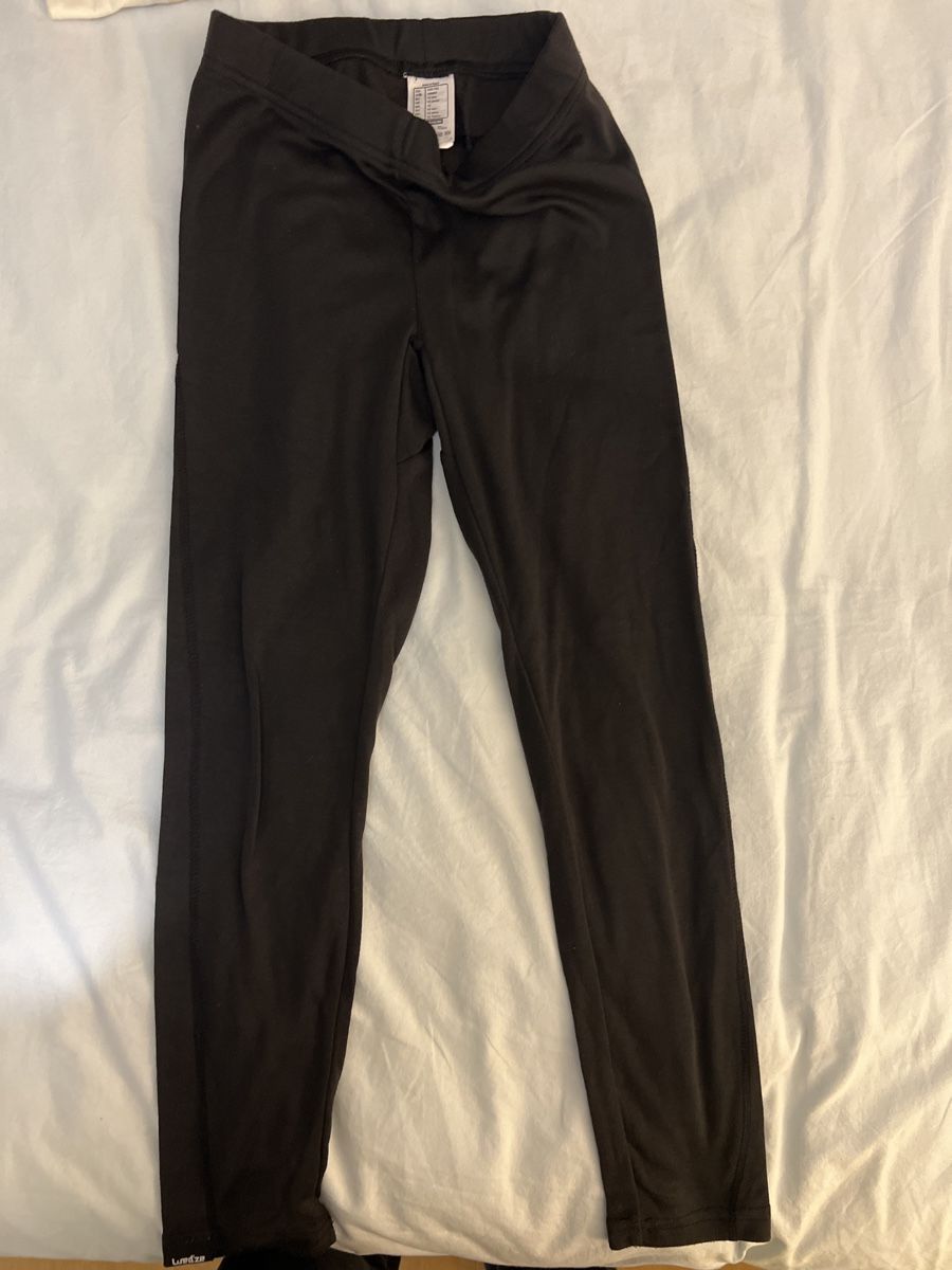 Decathlon Leggings: Legging decathlon taille 12 ans – Gebraucht aus Dübendorf von nbsaiso