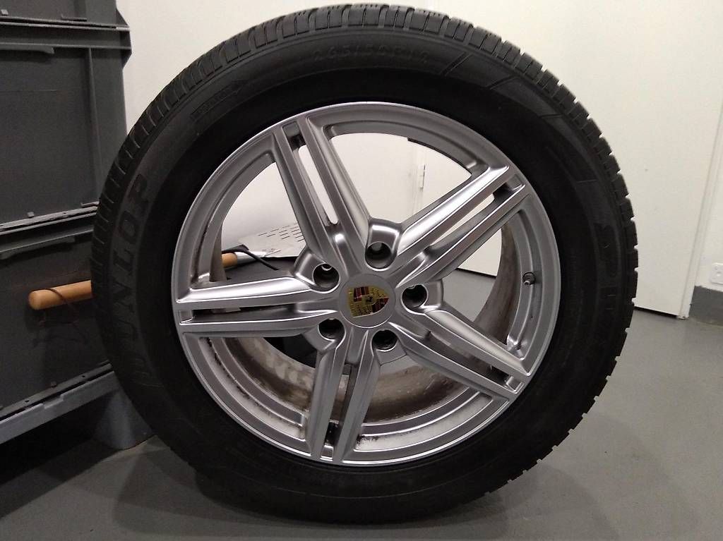 Pneumatici & Ruote complete: Roues complètes Hiver 19 pouces – Usato da Clarens venduto da Maximexx