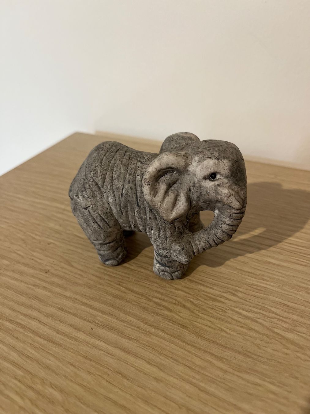 Statuette: Elefantino grigio – Nuovo (secondo la descrizione) da Davesco-Soragno venduto da dai_925z