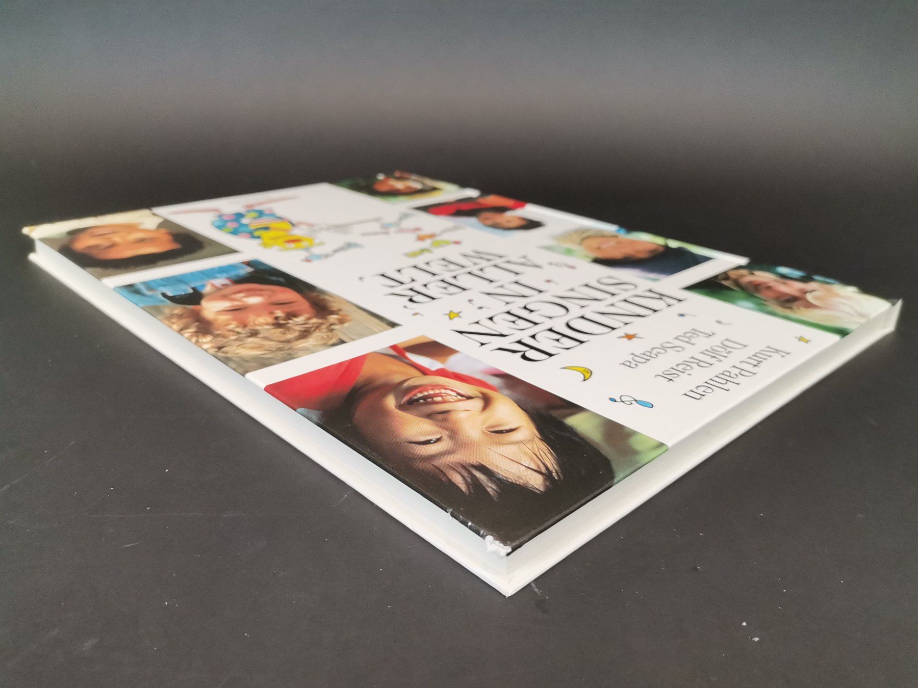Libri: BUCH Kinder singen in aller Welt – Usato da Schaffhausen venduto da Restwert_SH 3