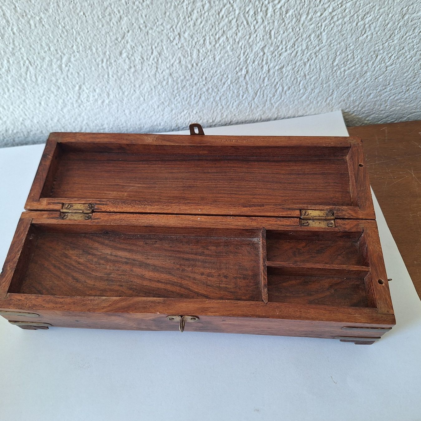 Tutte le decorazioni: Vintage Holz Stifte Schatulle – Usato da Winterthur venduto da ric_rl7n 6