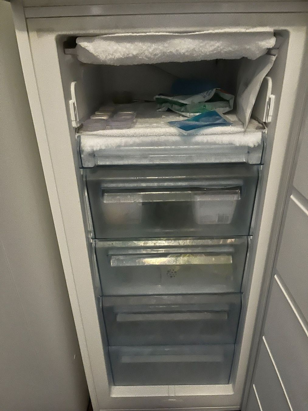Electrolux Congelatori: Tiefkühler Electrolux - Intuition – Usato da Oberrohrdorf venduto da Anuschka5