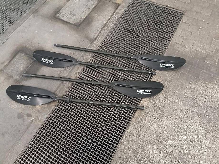 Gommoni, kayak & canoe: Carbon Paddels Kajak – Usato da Volketswil venduto da ukrc04