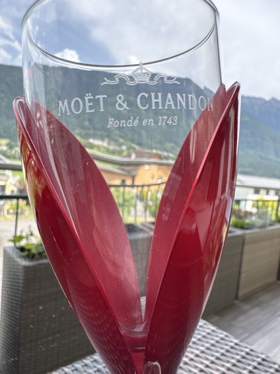 Bicchieri: Moët & Chandon Halter für 4 Tulpengläser – Nuovo (secondo la descrizione) da Mauren venduto da ducducturi 2