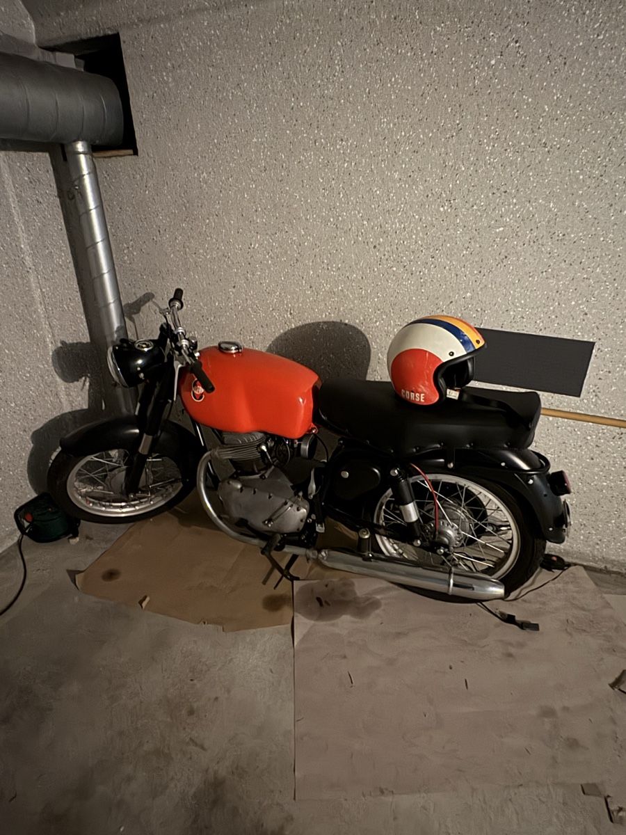 Gilera Strada: Gilera Oldtimer B250 – Usato da Oberwil-Lieli venduto da metal-works