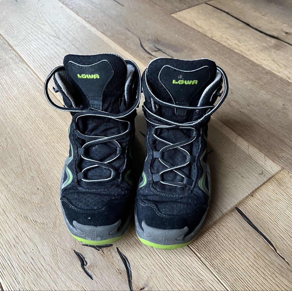 Lowa Schuhe für Jungen: Wanderschuhe Lowa – Gebraucht aus Neuhausen von Franzi979