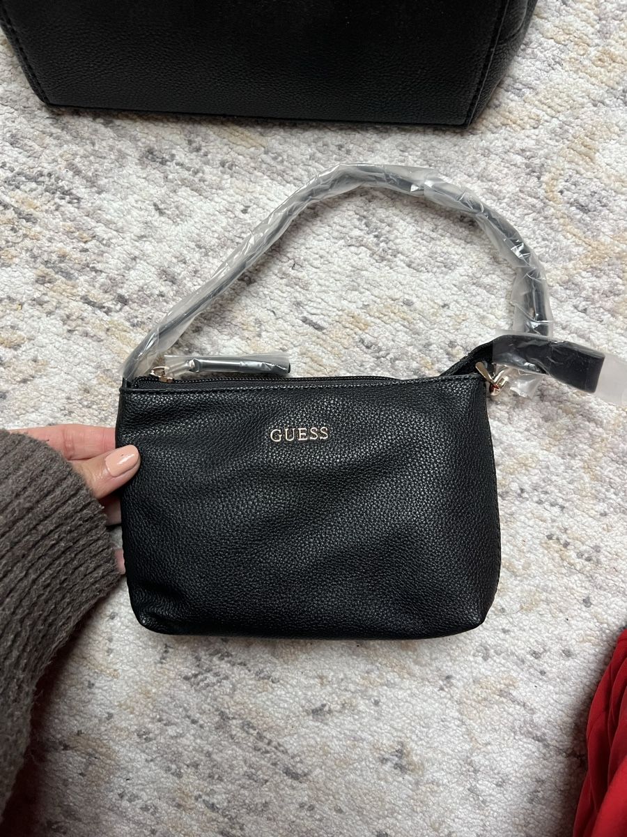 Guess Borse da donna: Guess schwarze Handtasche – Nuovo (secondo la descrizione) da Brunnen venduto da browneyes_007 2