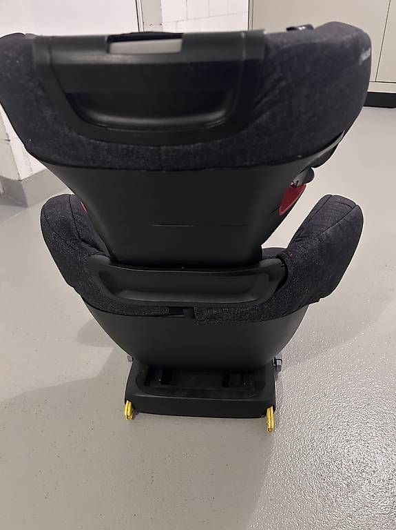 Auto-Kindersitze: Kinderautositz Maxi Cosi  – Gebraucht aus Ruswil von aw123 2