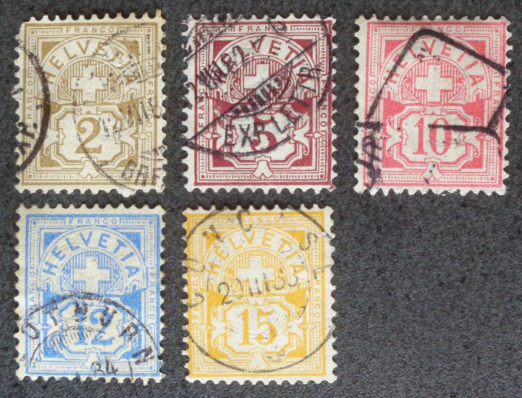 Alle Briefmarken: 1882: Chiffre, papier blanc, la série, qualité variable – Gebraucht aus Le Locle von timbrettino