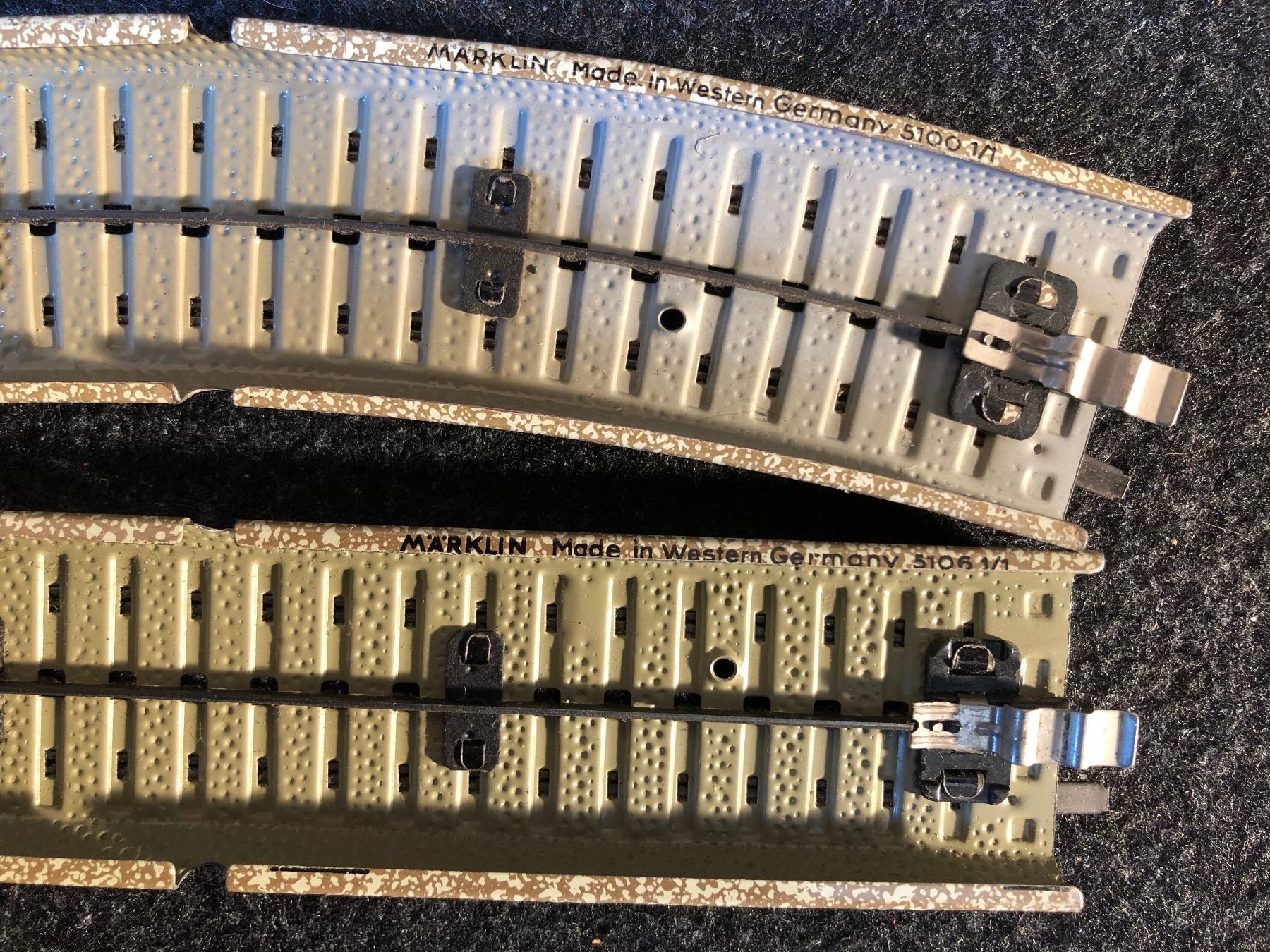 Märklin Modellini di ferrovie: Märklin Super, controller. Rails : 18x5100. 16x5100. – Usato da Saignelégier venduto da Ax3l