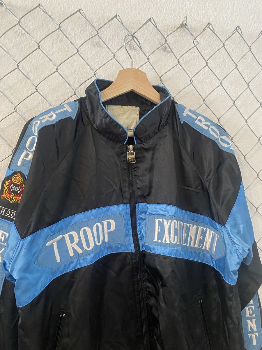 Giacche: 90’s Vintage Troop Tracktop Patch Size L – Usato da Lausanne venduto da user1020rnt 1
