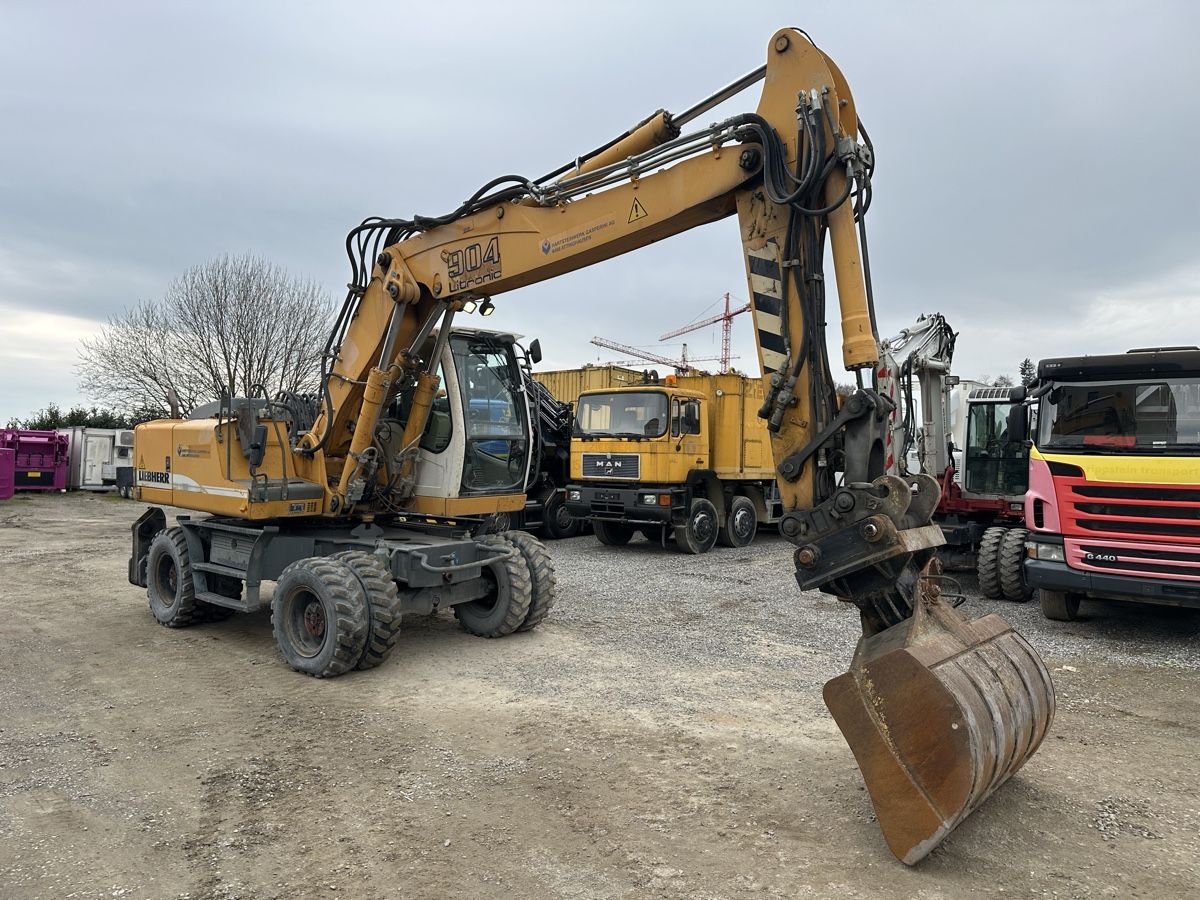 Liebherr Escavatori: Liebherr A904C Litronic Mobilebagger – Usato da Wohlen AG venduto da inf_7pjb 3
