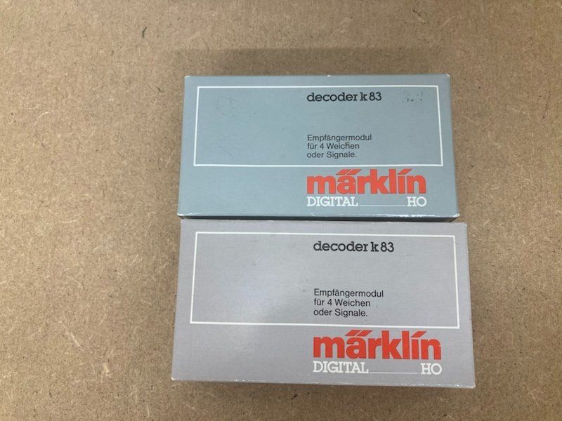 Märklin Modelleisenbahnen: 2 Stück Märklin 6083 Decoder k83 in OVP – Gebraucht aus Büsserach von ModellbahnDepot 2