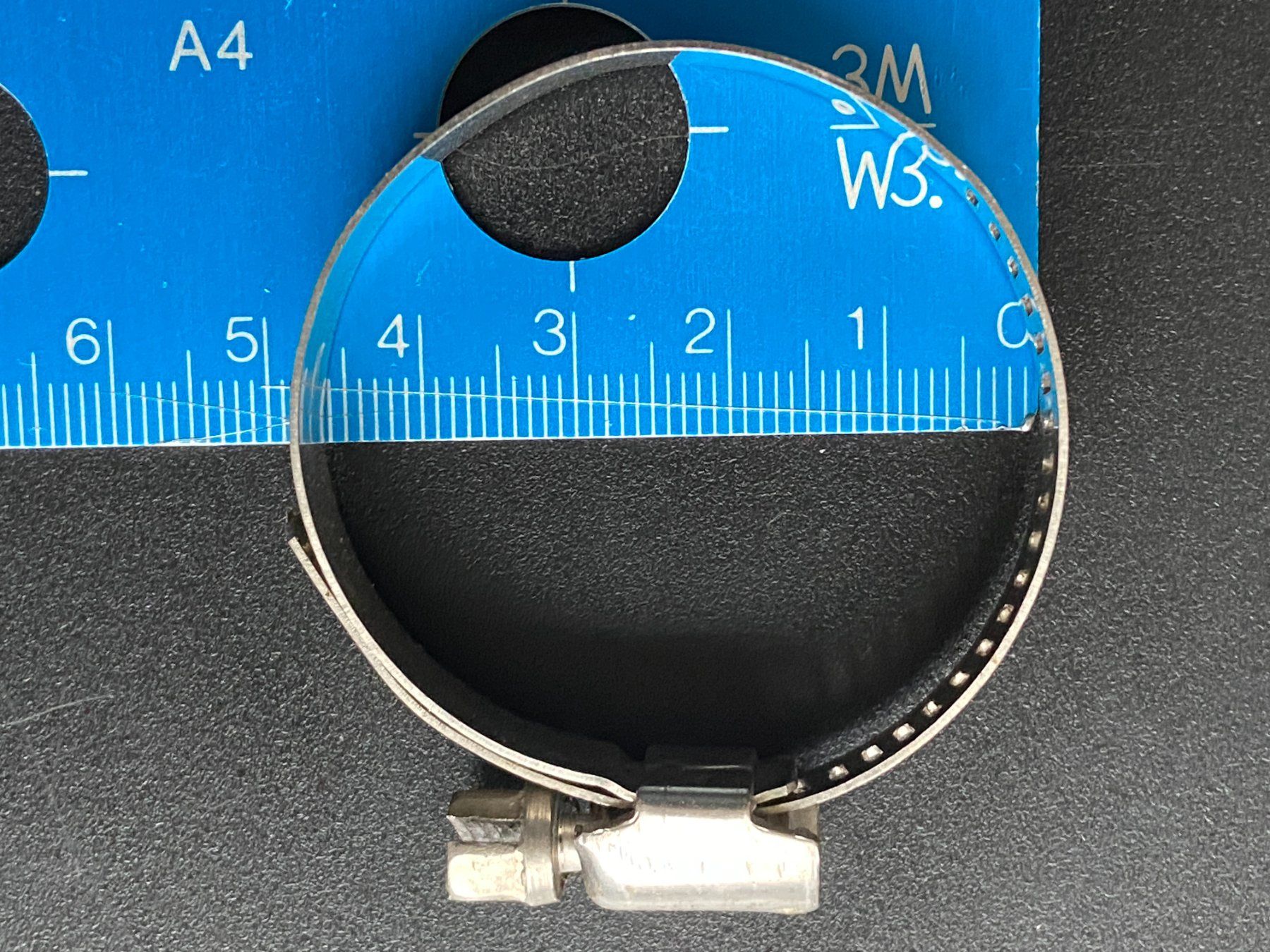 Alle Werkzeuge: 10 Stück Schlauch-Schellen 45 mm – Neu (gemäss Beschreibung) aus Unterengstringen von Lastchance