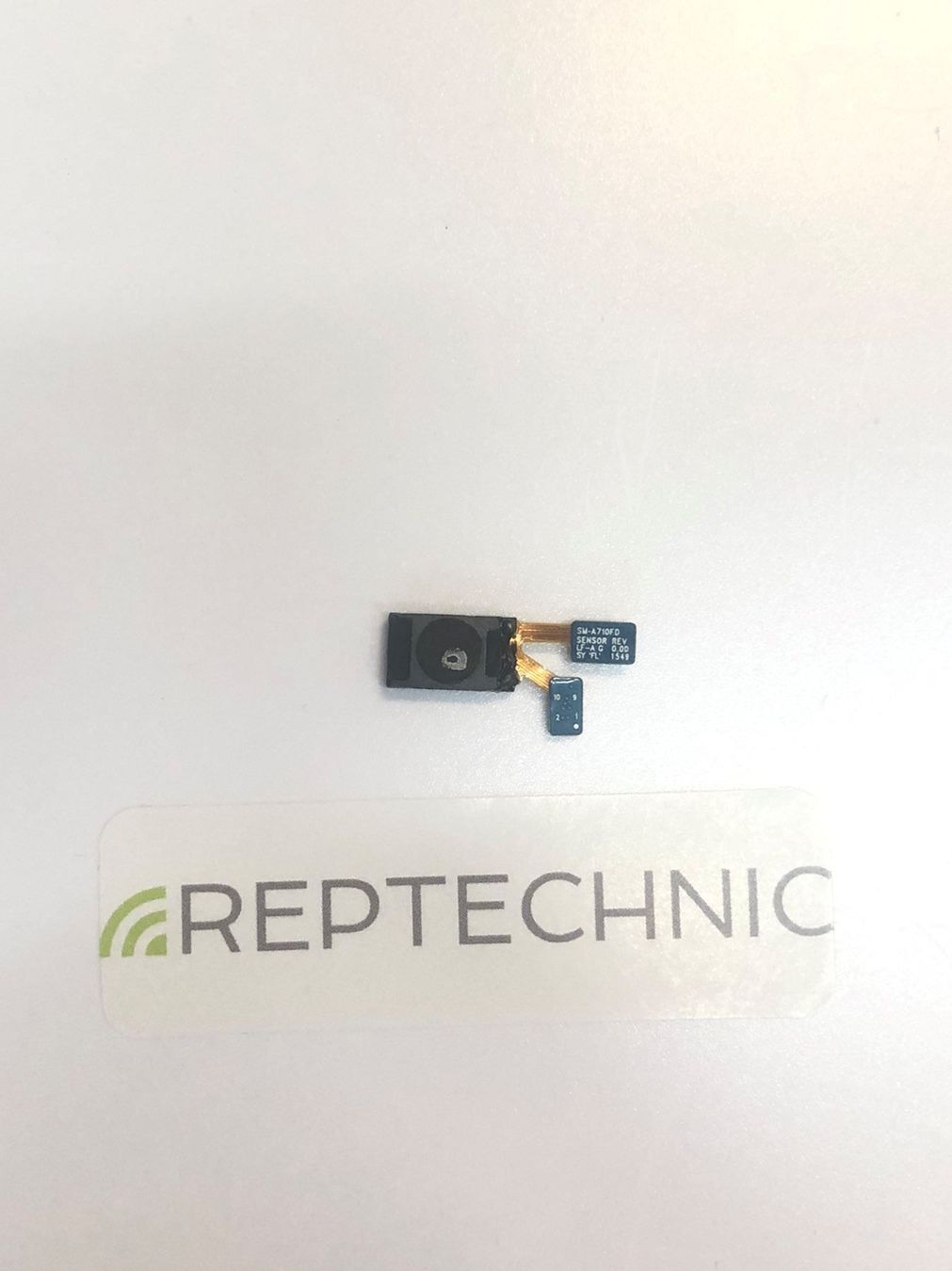 Samsung Telefoni cellulari / Smartphones: Samsung Galaxy A7 2016 Hörmuschel – Nuovo e nell'imballaggio originale da bern venduto da reptechnic 1