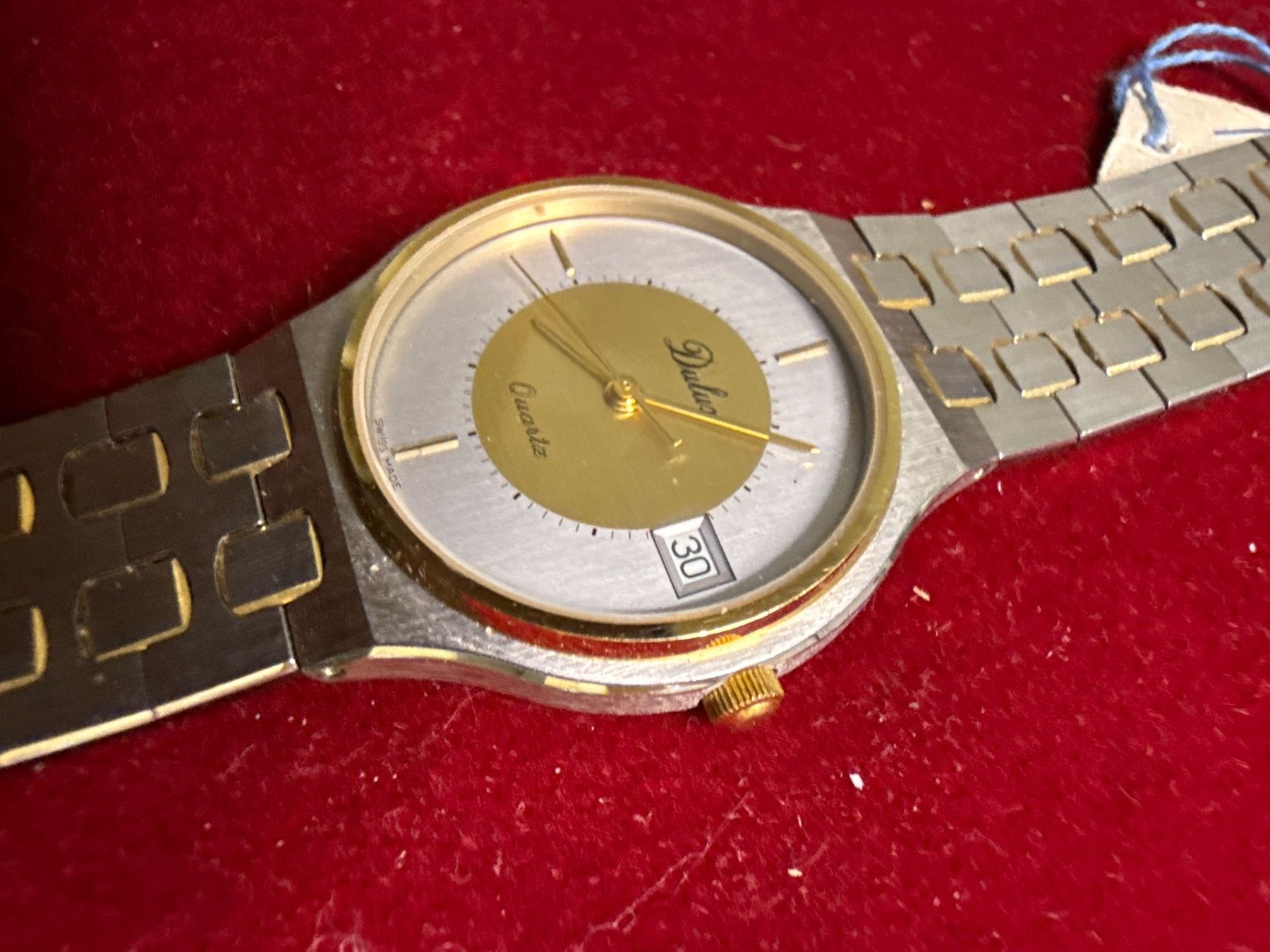 Montres: Dulux Quarz 30.5 mm – D'occasion à Pfeffingen par Allhandelklgwatches 1